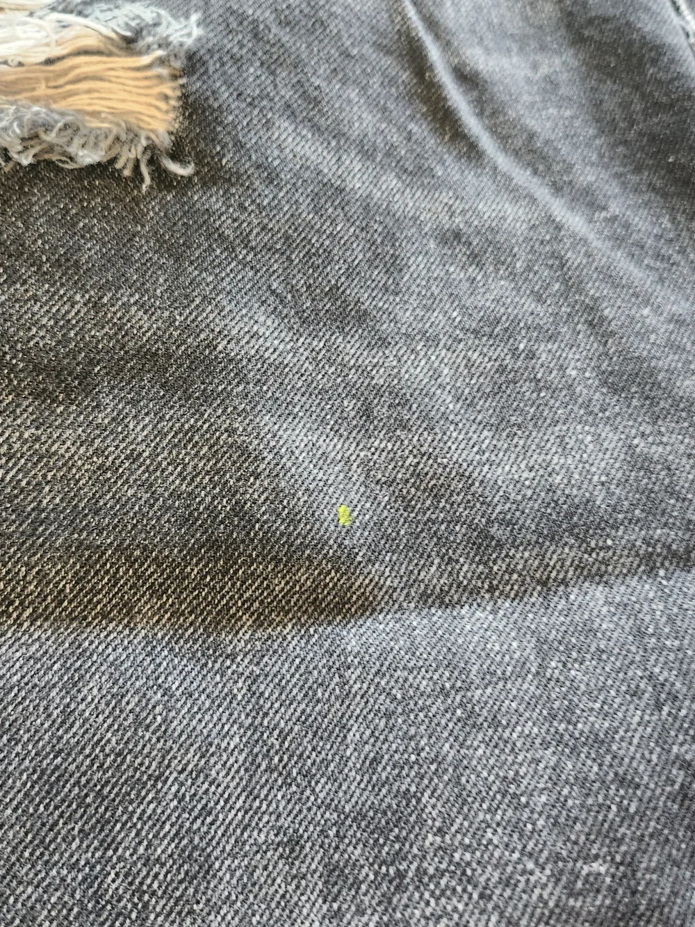 Distressed Gray Levi’s Denim Jorts - Size 36